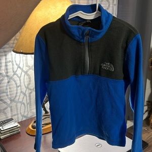 North face 1/4 zip Pullover